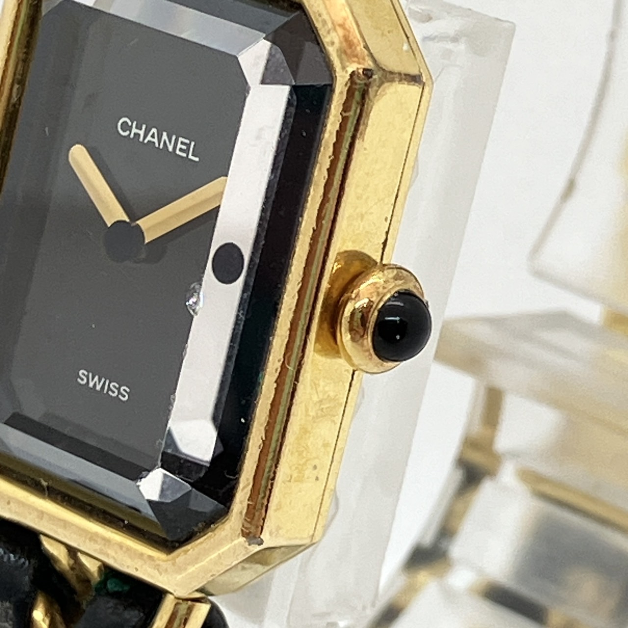 プルミエール ゴールド/ブラック 廃番 憧れの逸品、シャネル プルミエール｜廃盤モデルの魅力と中古で